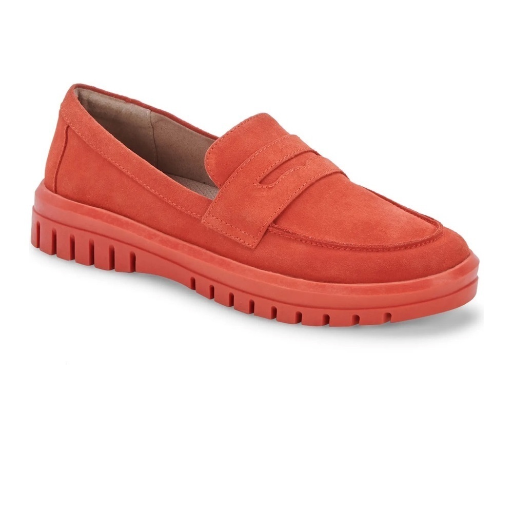 Women’s Blondo Frey Waterproof Loafer in Red Poppy, -Size 6